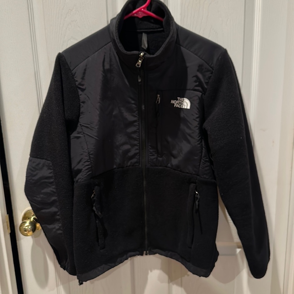 Woman’s North face full Zip-up black Sweater jacket medium